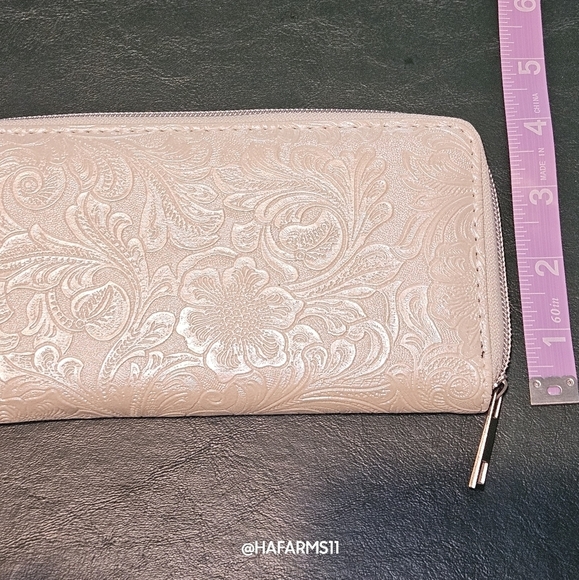 Small Purse Clutch - Picture 5 of 5